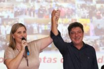 Vereadora Bete Siraque recebe prefeito Carlos Grana em plenária de prestação de contas