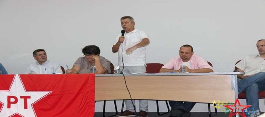 Em plenária na Macro Sorocaba, Luiz Turco defende “reorganização” do PT para superar desafios