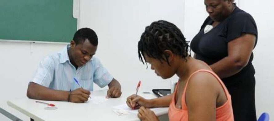 Em Santo André, Haitianos ganham mais um curso de Português