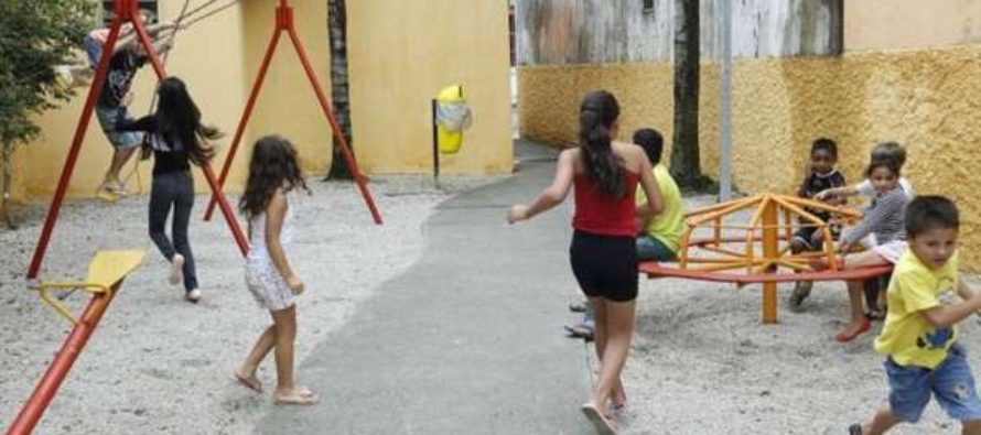 Governo Grana entrega praça revitalizada na Vila Progresso