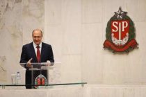 Alckmin aprova reajuste de seu próprio salário e de seus secretários
