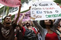 #NãoFecheMinhaEscola: Professores da UFABC questionam reorganização de Alckmin