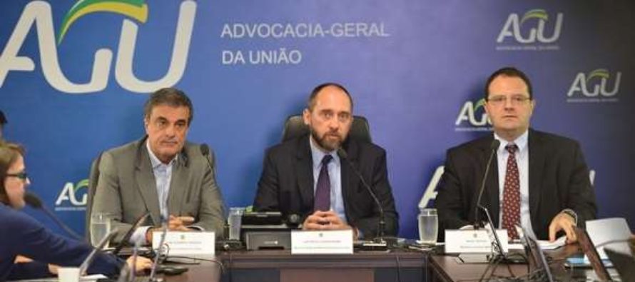 #ContraOGolpe: Governo pedirá afastamento de relator de contas no TCU por conduta vedada por lei