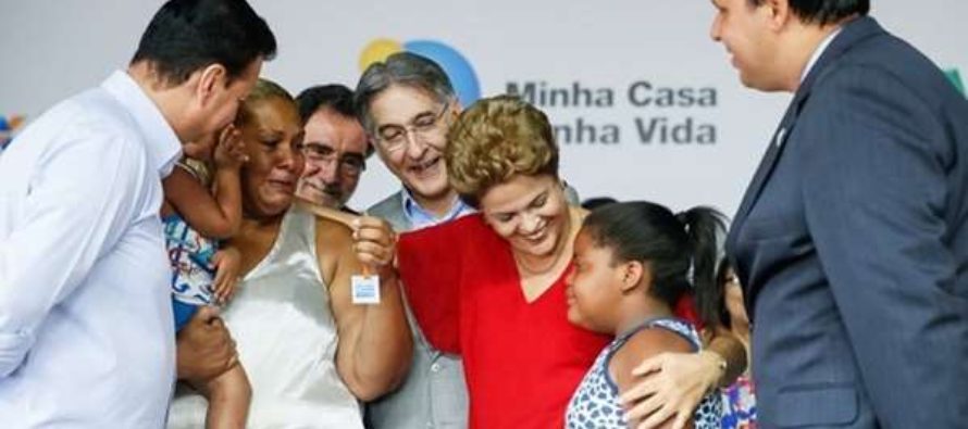 Minha Casa Minha Vida 3 ficará próximo de zerar déficit habitacional em faixas de renda mais baixas diz Dilma