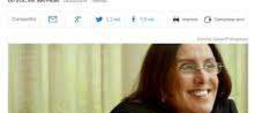 Irmã de Aécio chefiou órgão que fiscalizava verbas para rádios de tucano