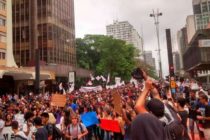 #DesGoverno: Estudantes protestam contra Alckmin e o fechamento de 150 escolas estaduais em São Paulo