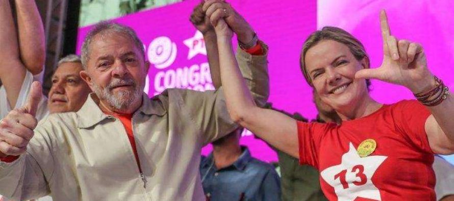 Lula e Gleisi participam de ato político neste sábado (21) em São Paulo