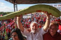 Em Caravana, Lula diz: “Vocês são exemplos de luta” para assentados no Sergipe