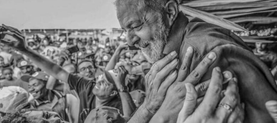 Lula favorito do povo e líder em todos cenários para 2018, revela pesquisa CNT/MDA